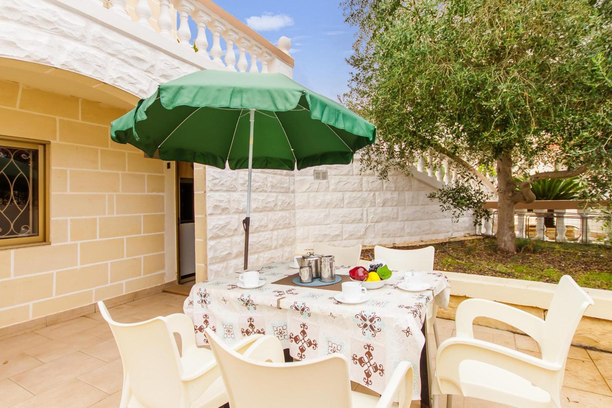 Villa & Pool Apartments In Mellieha Bay Extérieur photo