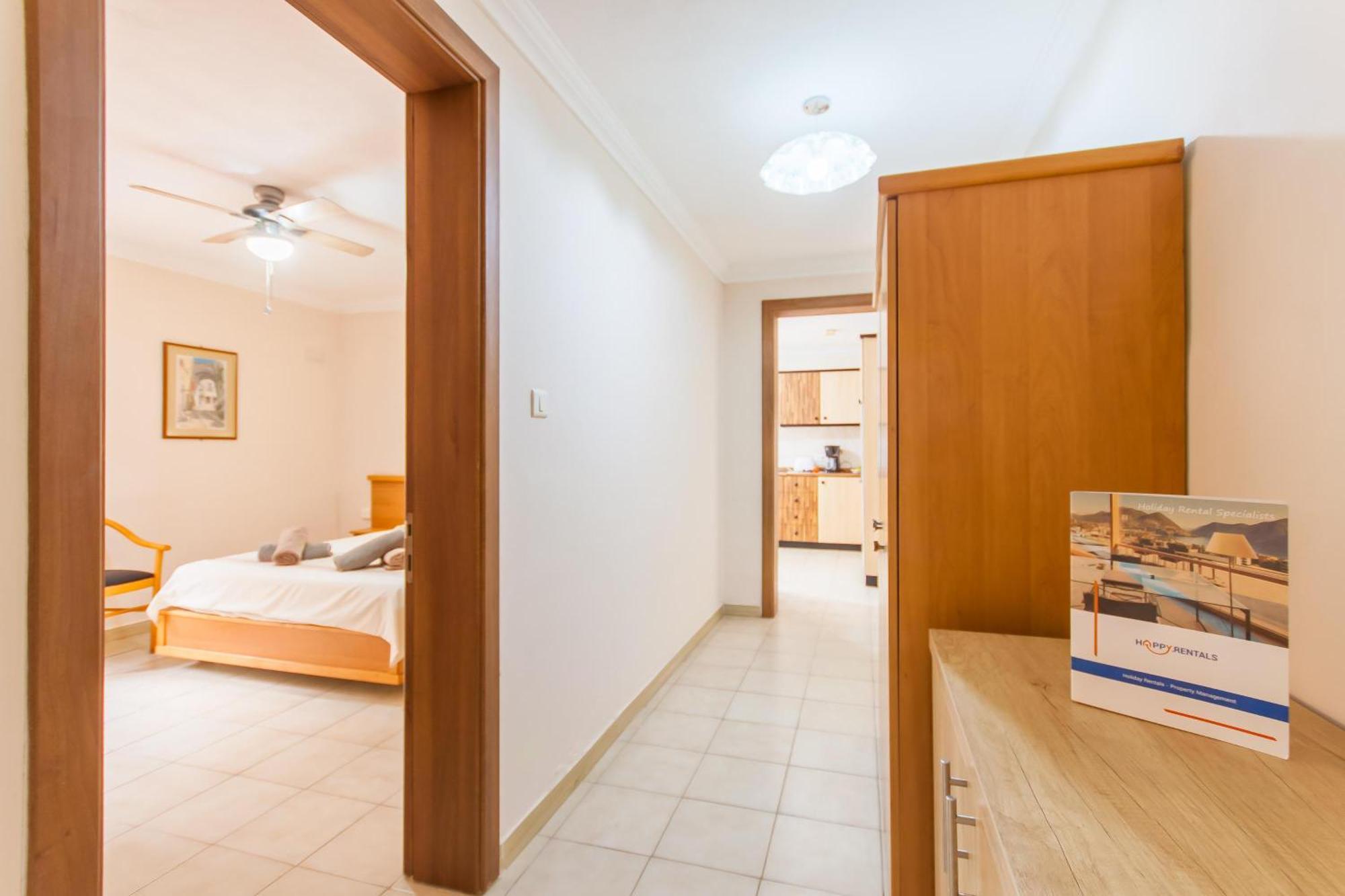 Villa & Pool Apartments In Mellieha Bay Extérieur photo