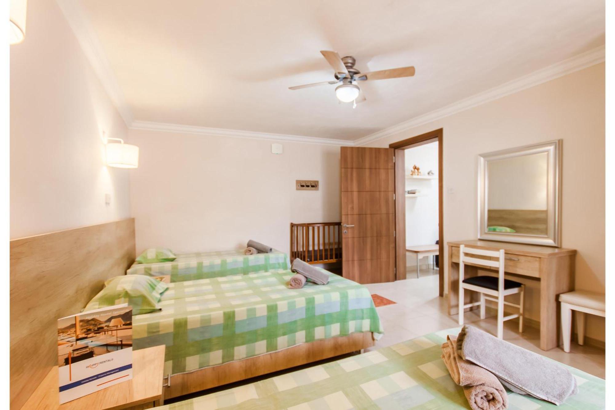 Villa & Pool Apartments In Mellieha Bay Extérieur photo